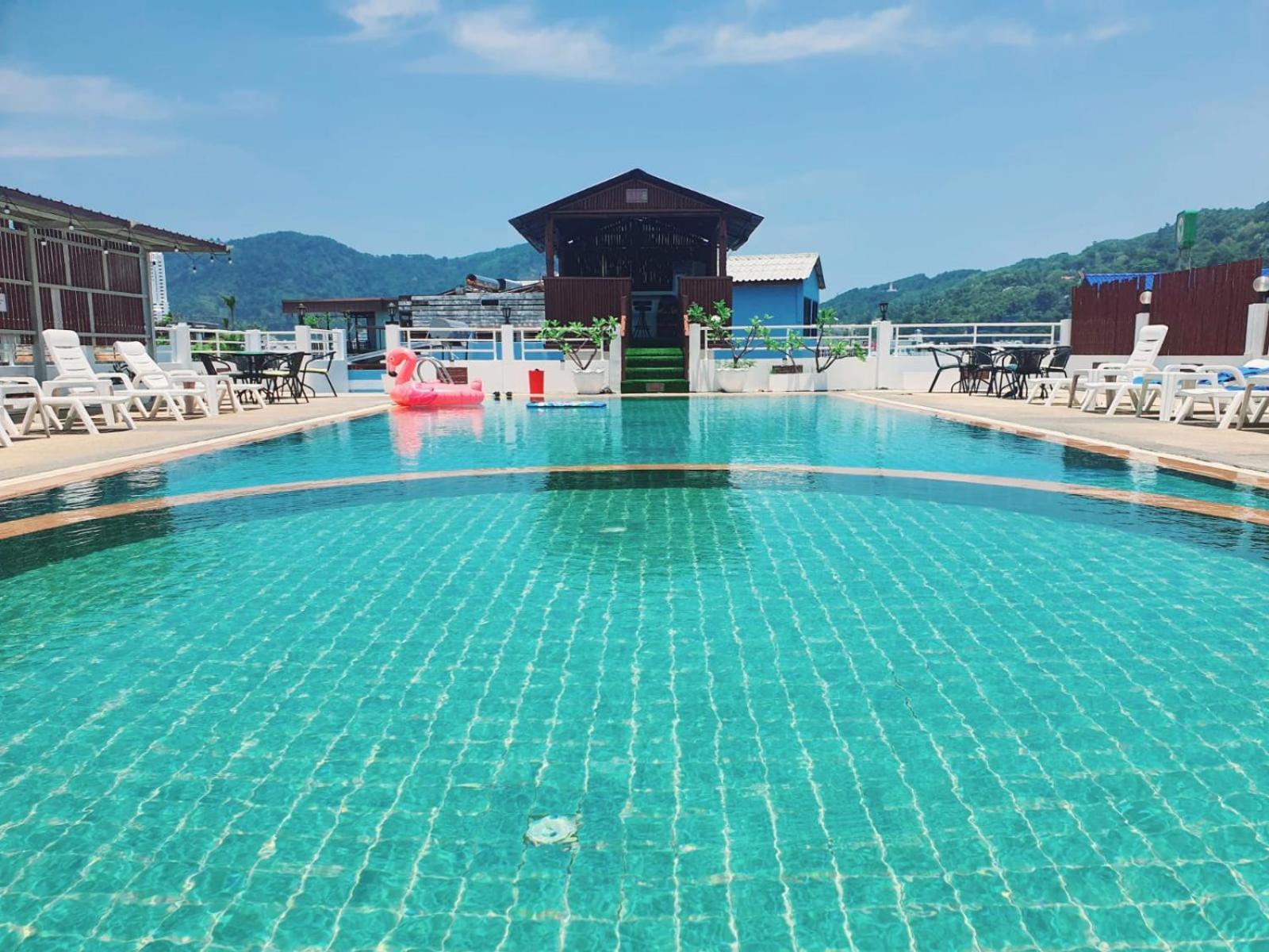 Issara Patong Beach Ngoại thất bức ảnh