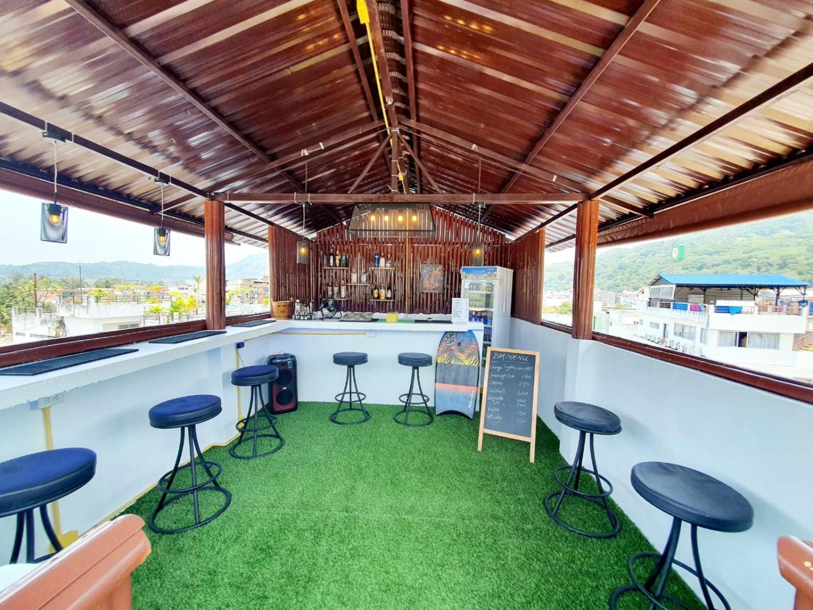Issara Patong Beach Ngoại thất bức ảnh