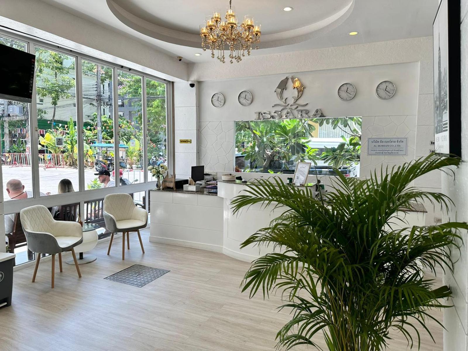 Issara Patong Beach Ngoại thất bức ảnh