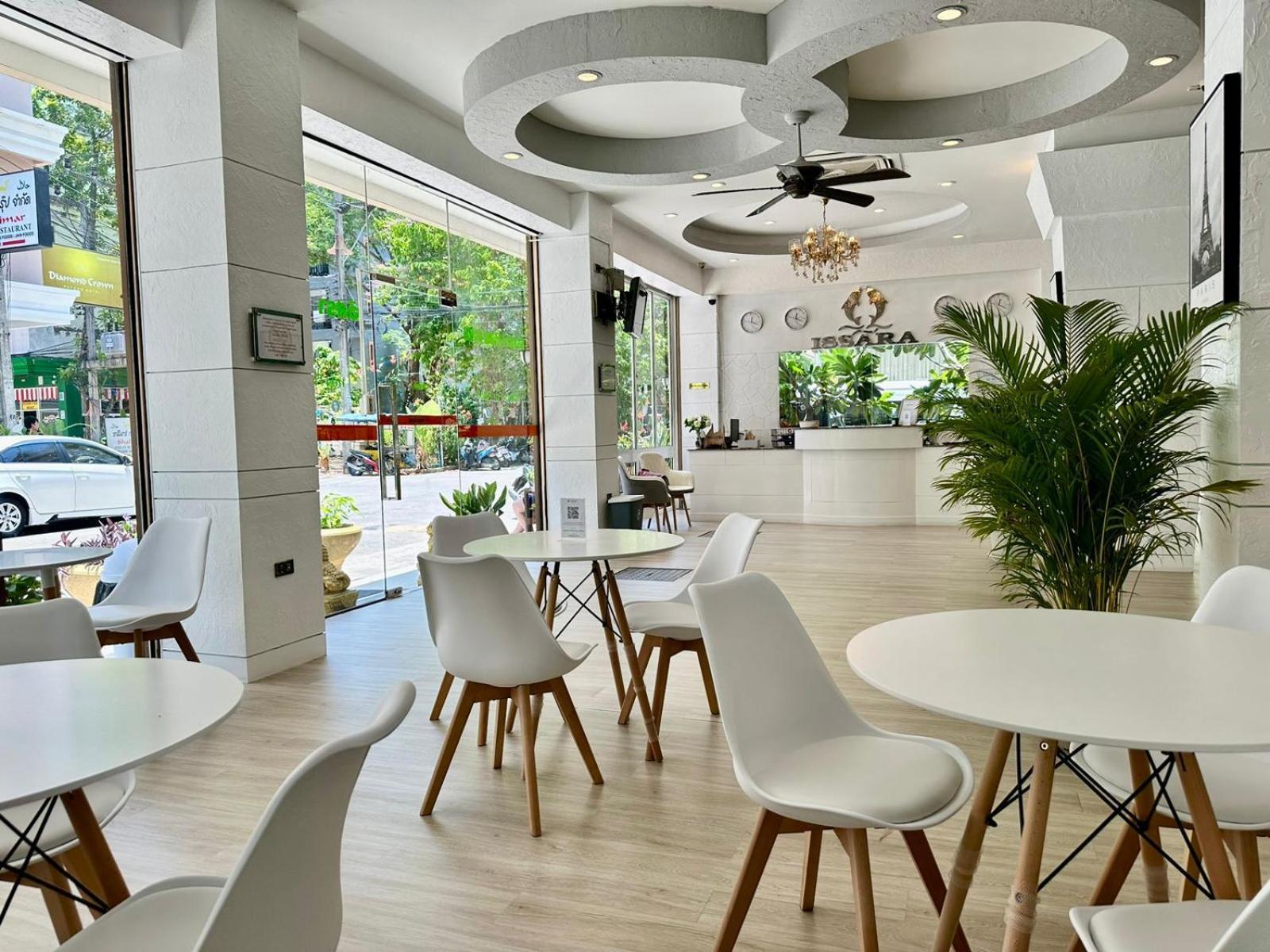 Issara Patong Beach Ngoại thất bức ảnh