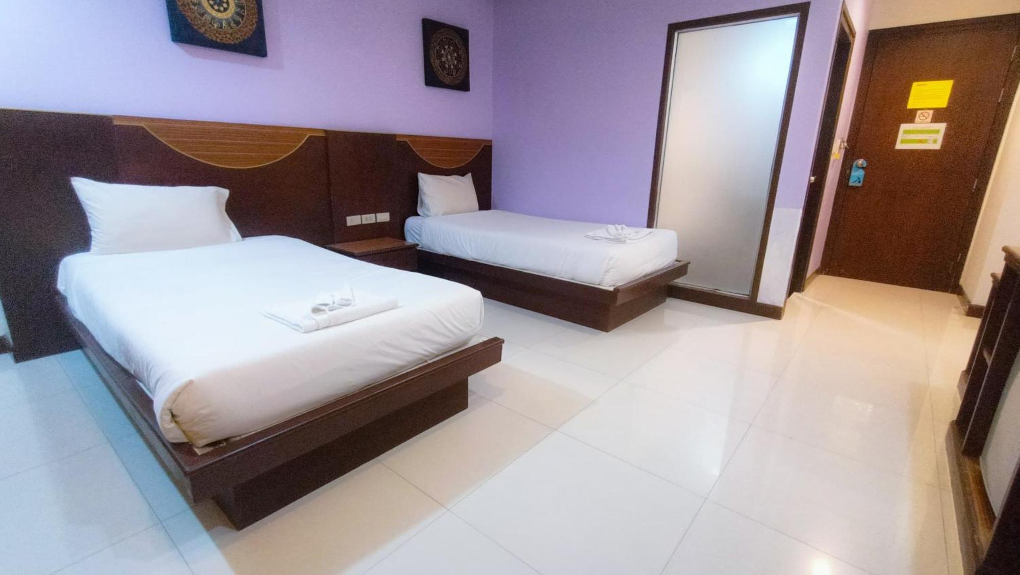Issara Patong Beach Ngoại thất bức ảnh