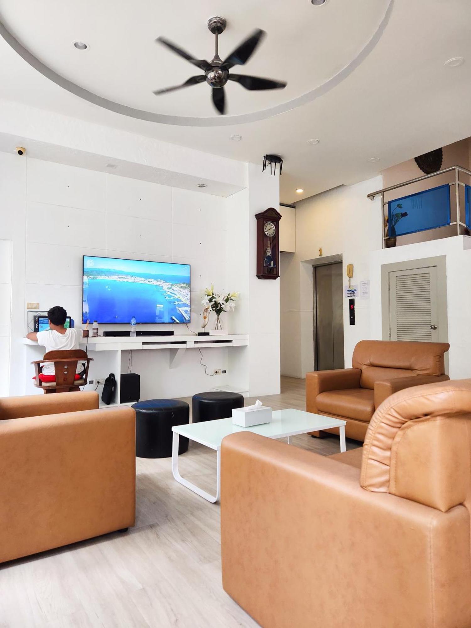 Issara Patong Beach Ngoại thất bức ảnh
